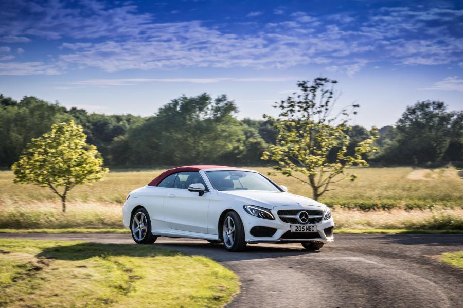  Mercedes-Benz C220 d AMG Line Cabriolet 2016 года  (UK) (фото 19 из 29)